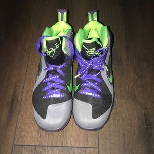 Lebron James Hi Top Sneaker